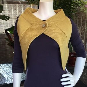 Cubix Cropped Woven Geometric Vest NWOT